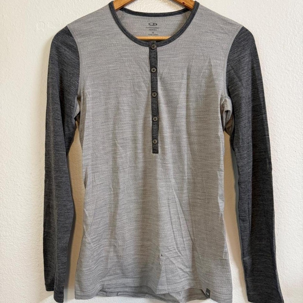 Icebreaker Merino Wool Crush Henley Gray Colorblock Women M IB1001505